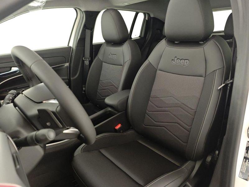 Jeep Avenger 1.2 Turbo MHEV Summit + TETTO