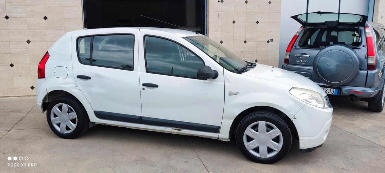 Dacia Sandero 1.4 8V GPL Ambiance