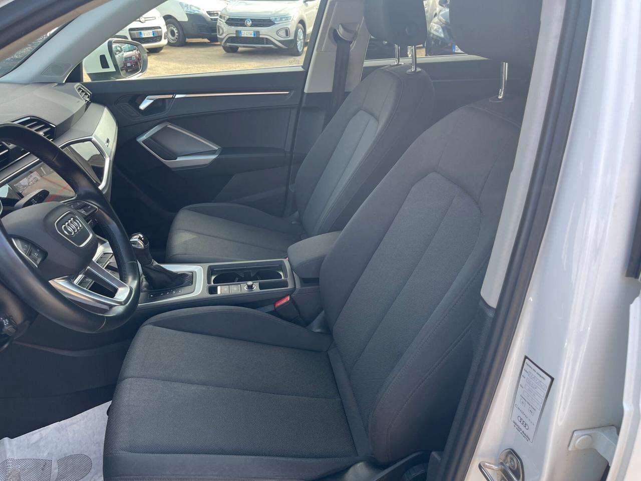 Audi Q3 35 TDI S tronic Business Advanced