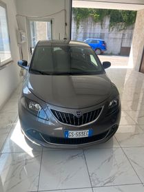 Lancia Ypsilon 1.0 FireFly 5 porte S&S Hybrid UnYca