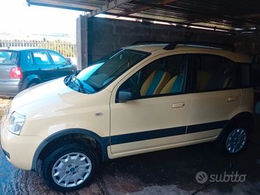 Fiat Panda 1.2 4x4 Climbing GPL