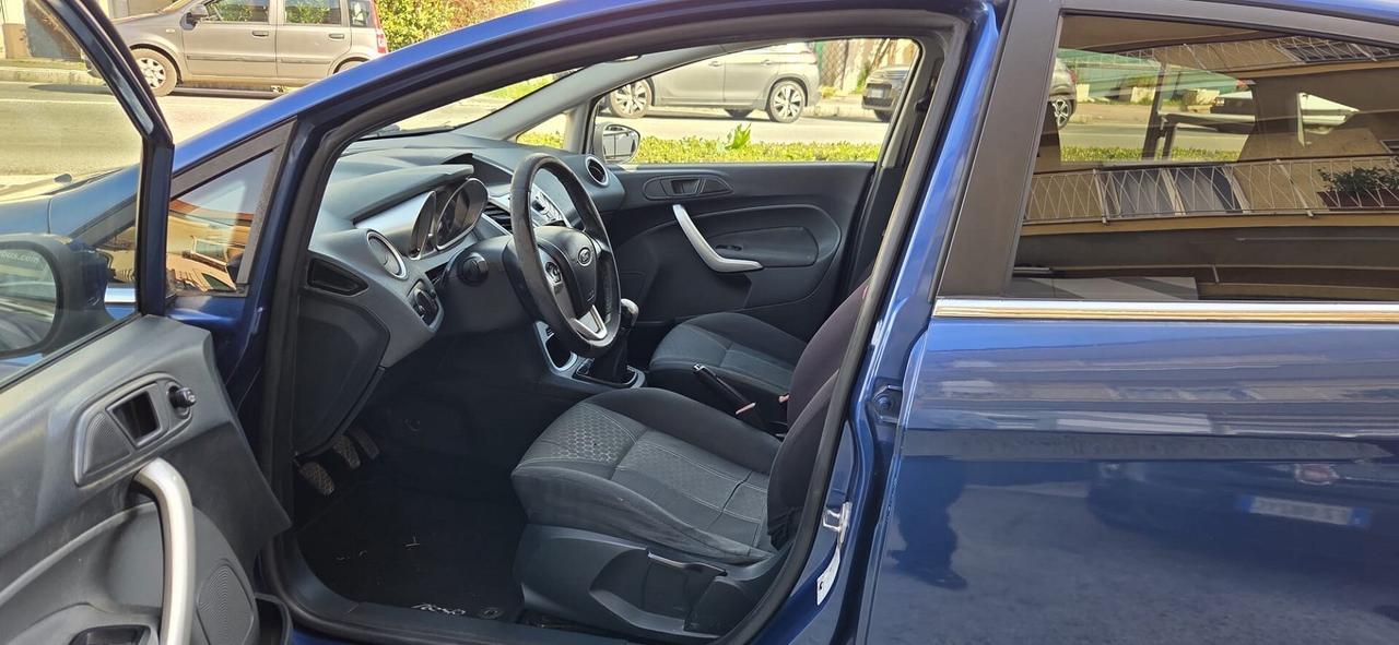 FORD FIESTA 1.4 TDCI OK NEO PATENTATI