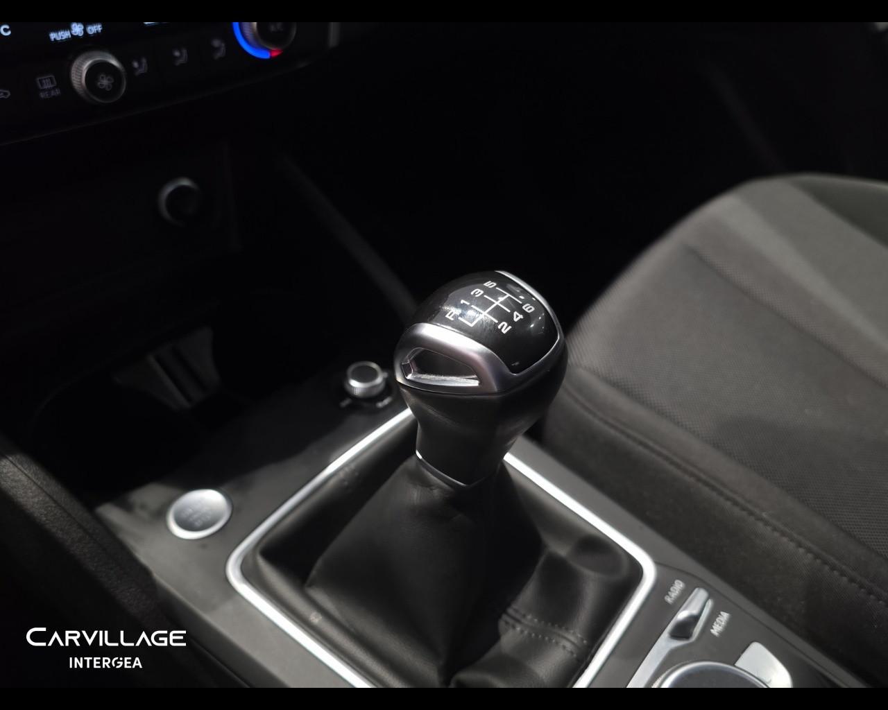 AUDI Q2 35 1.5 tfsi Business
