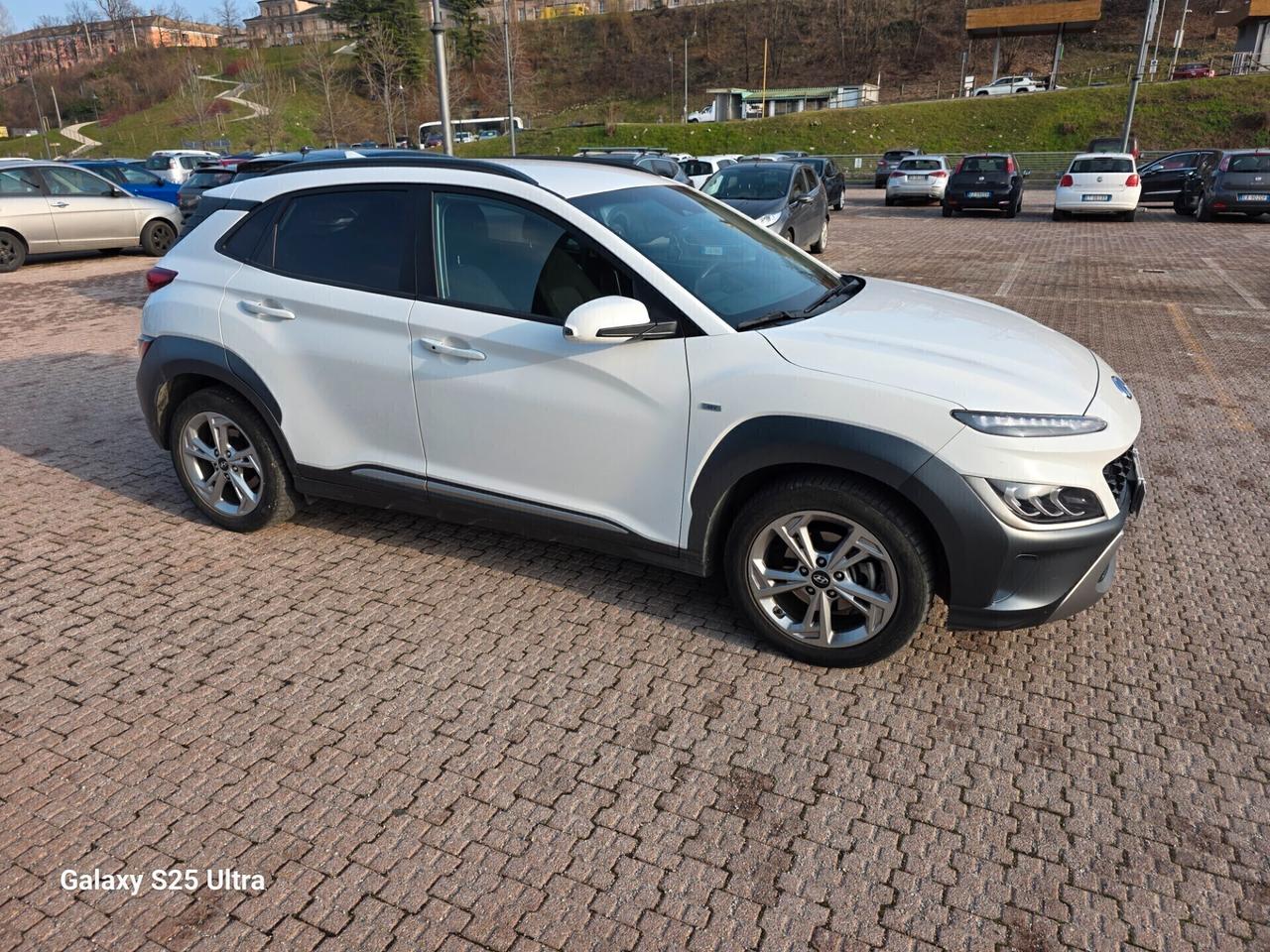 Hyundai Kona 1.0 T-GDI Hybrid 48V iMT Business