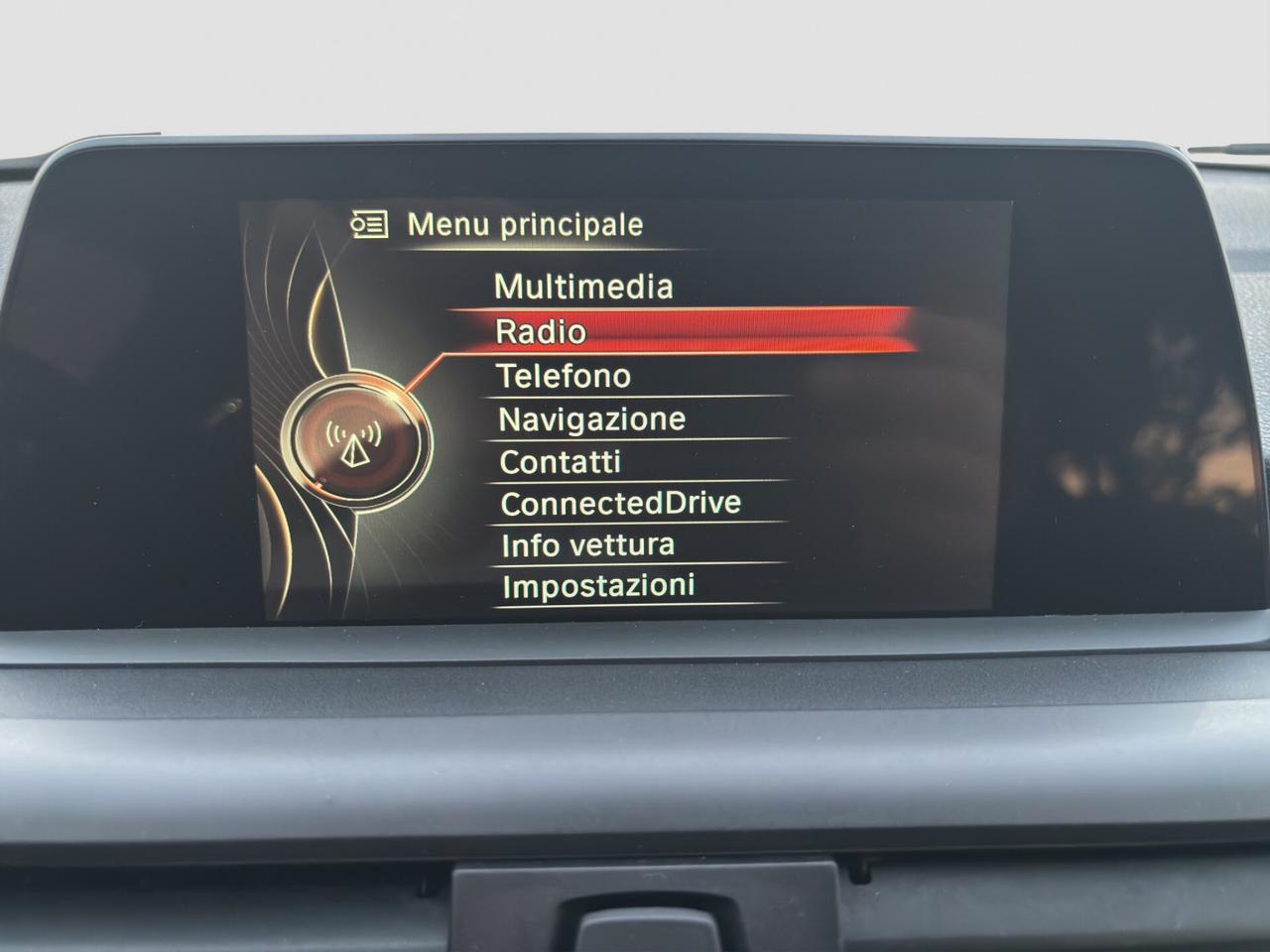 Bmw 116 116d 5p. Urban Steptronic