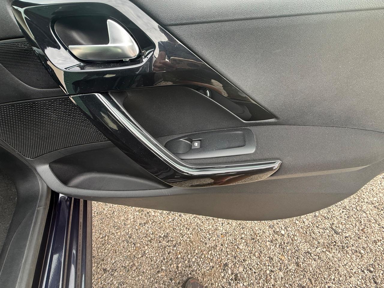 Peugeot 208 PureTech 82 5 porte Active PASSAGGIO INCLUSO