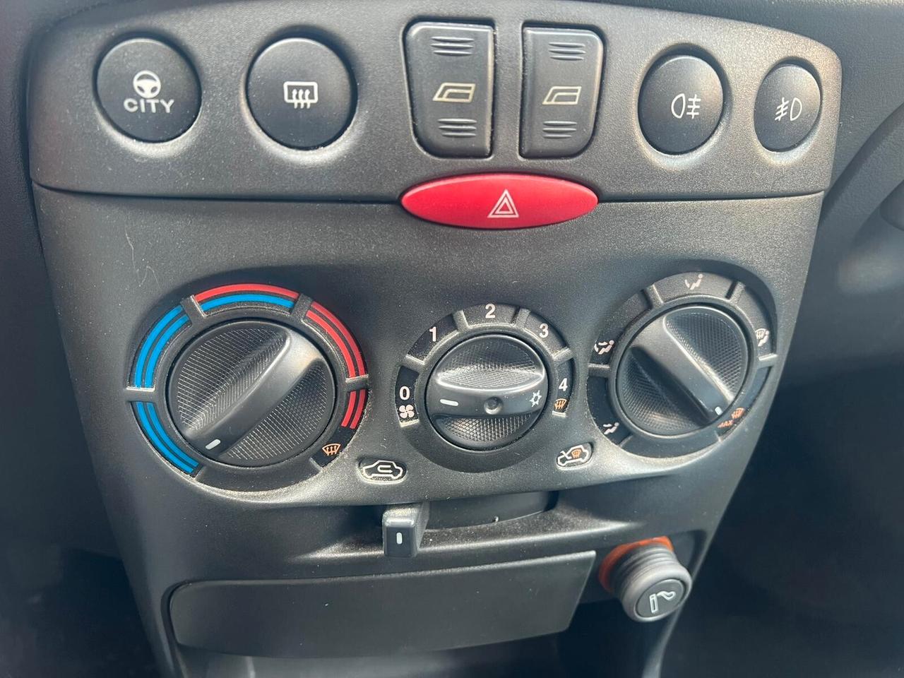 Fiat Punto 1.2 5 porte Active Natural Power