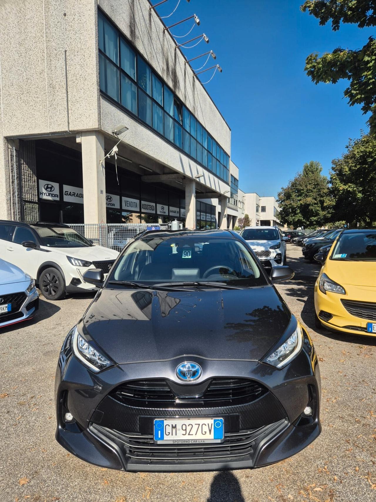 Toyota Yaris 1.5 Hybrid 5 porte Trend CON 7 ANNI DI GARANZIA MECCANICA
