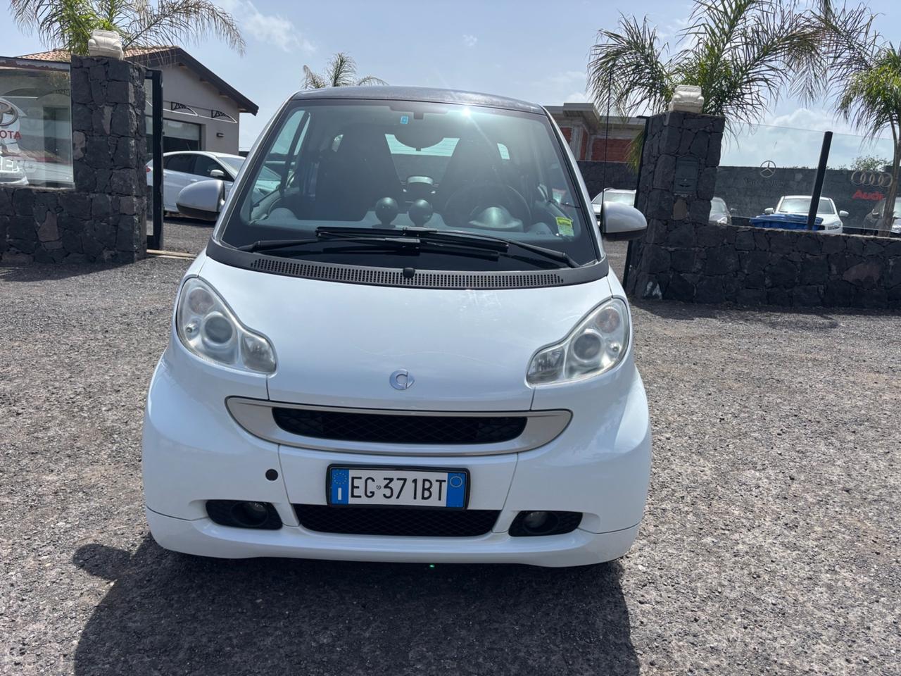Smart ForTwo 1000 52 kW MHD coupé passion