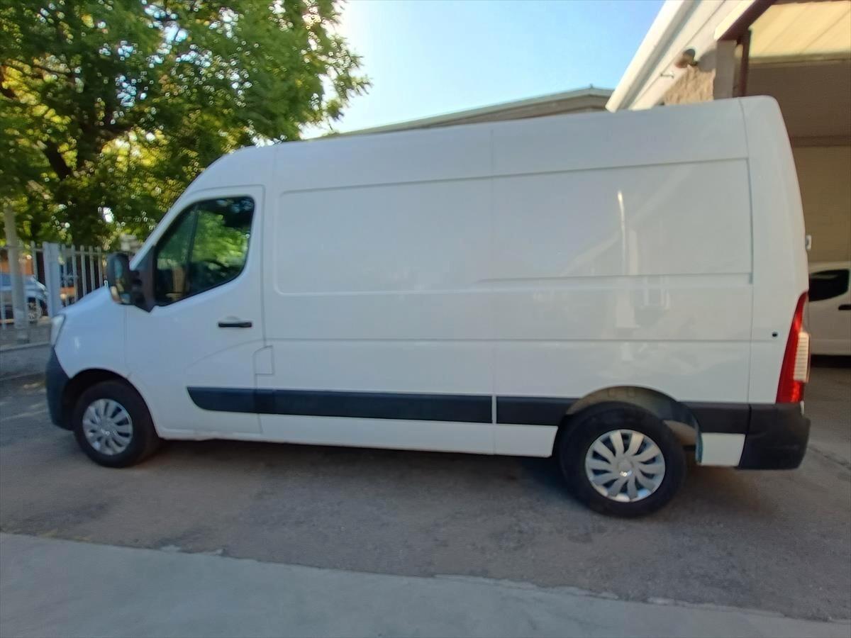 Renault Master 2.3 dci Alto euro 6D 135cv L2H2