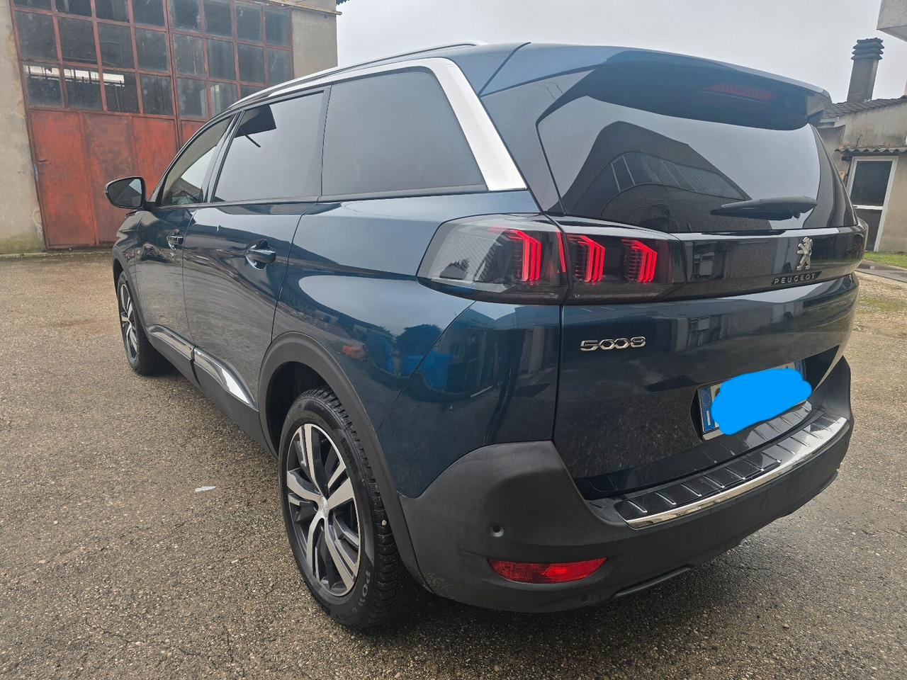 Peugeot 5008 BlueHDi 130 S&S EAT8 Allure