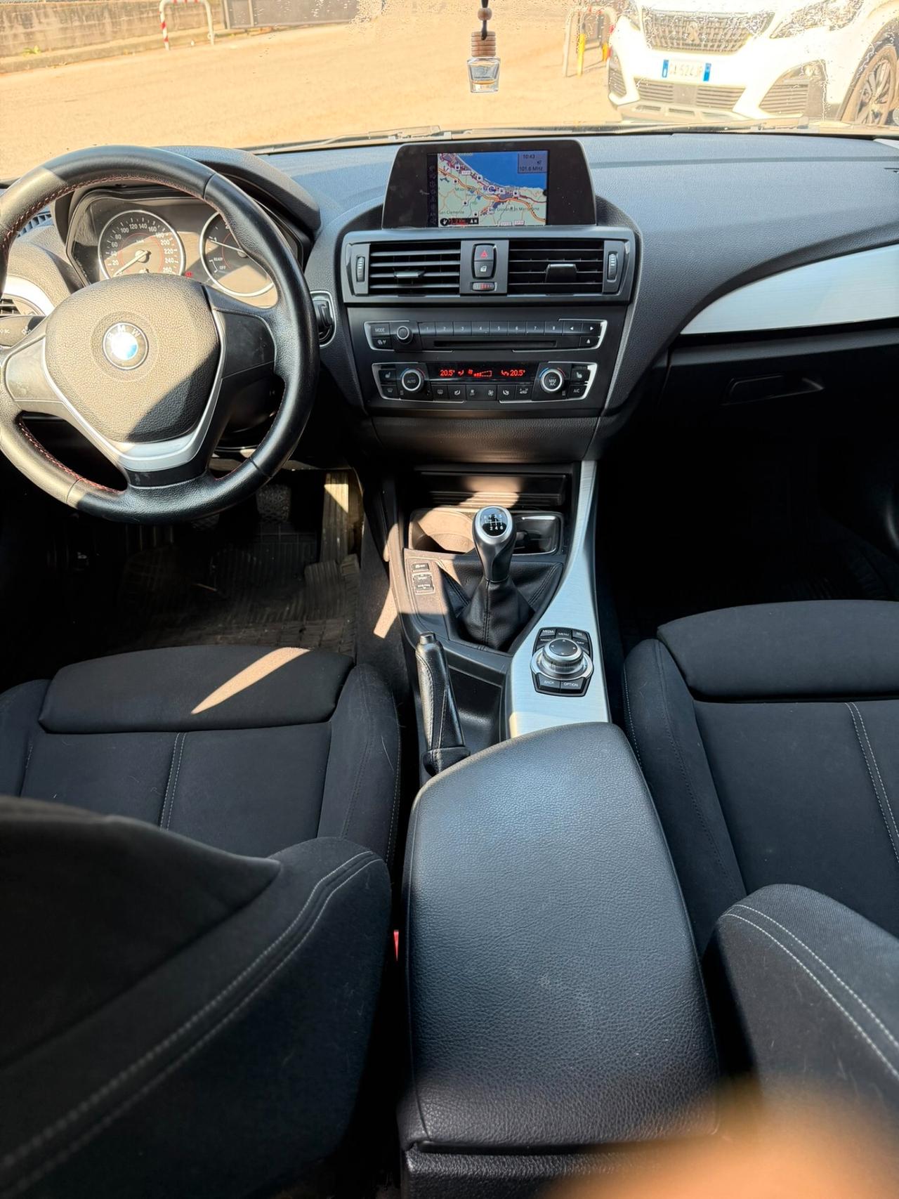 Bmw 118 118d 5p. Msport