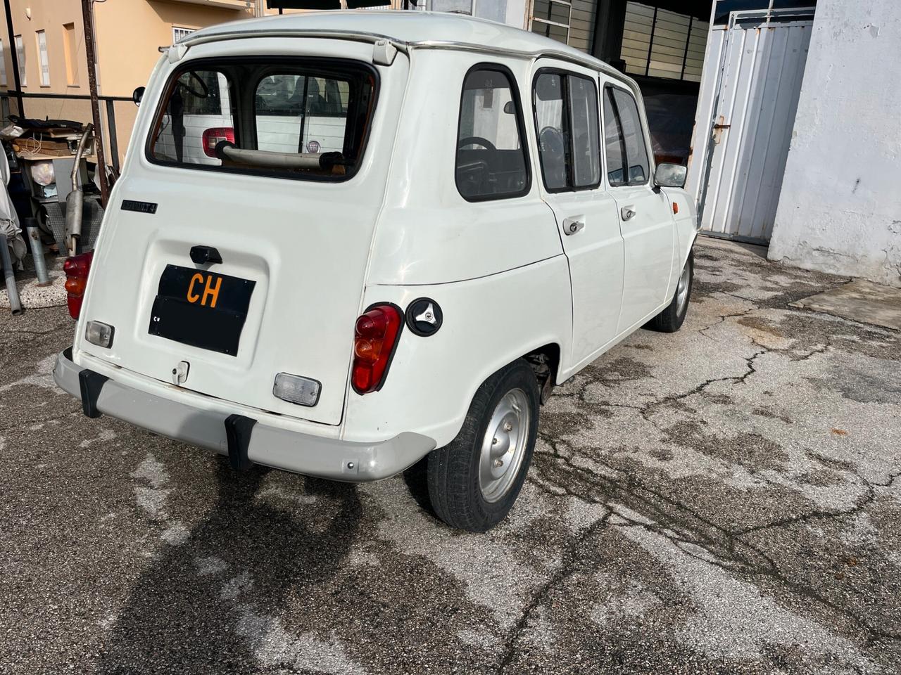 Renault R 4 850