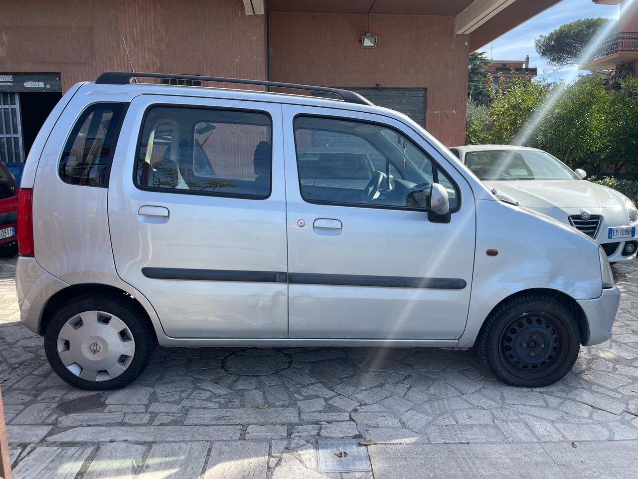 Opel Agila 1.2 16V Club Unipro