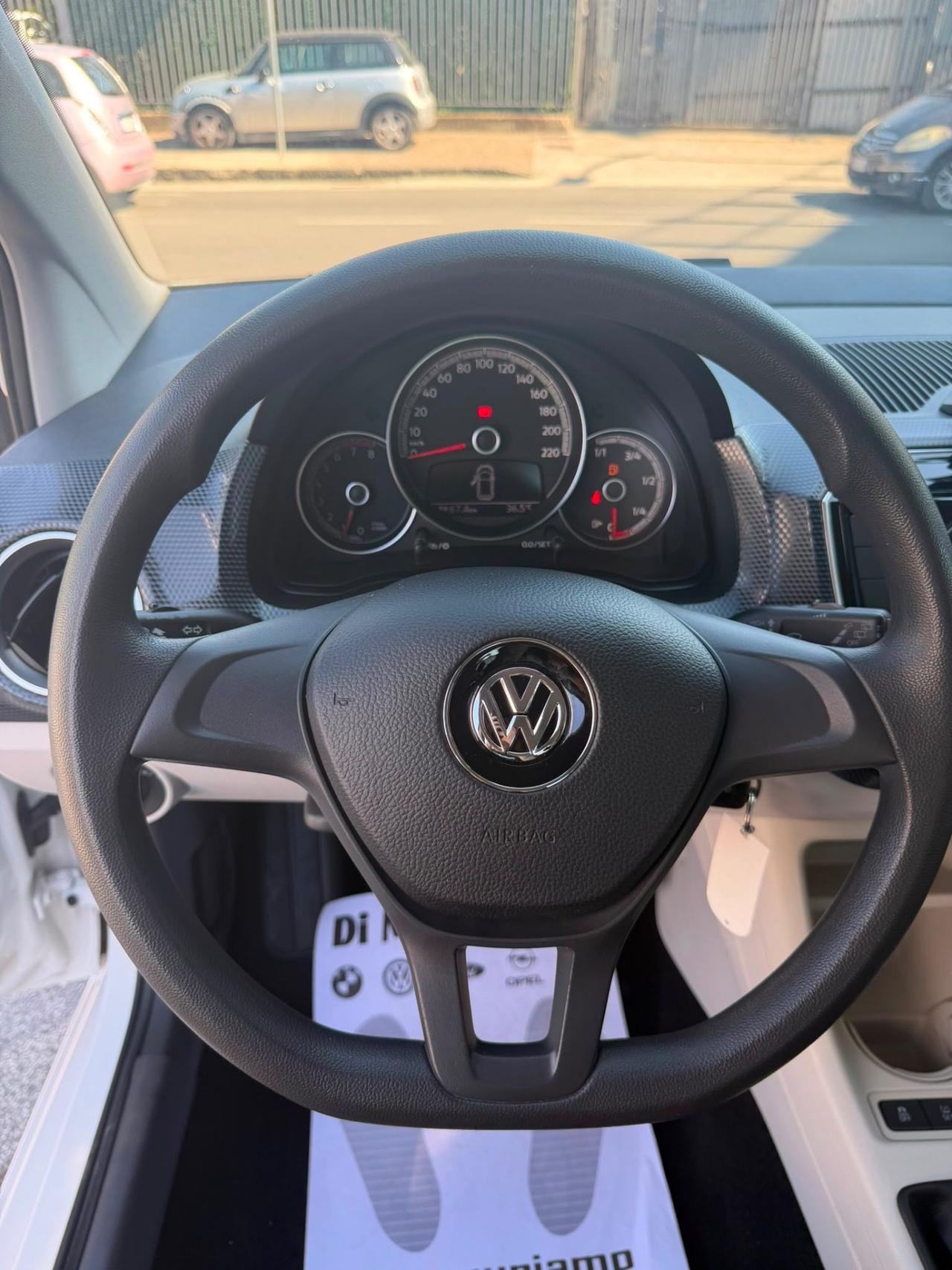Volkswagen up! 1.0 75 CV 5p. high