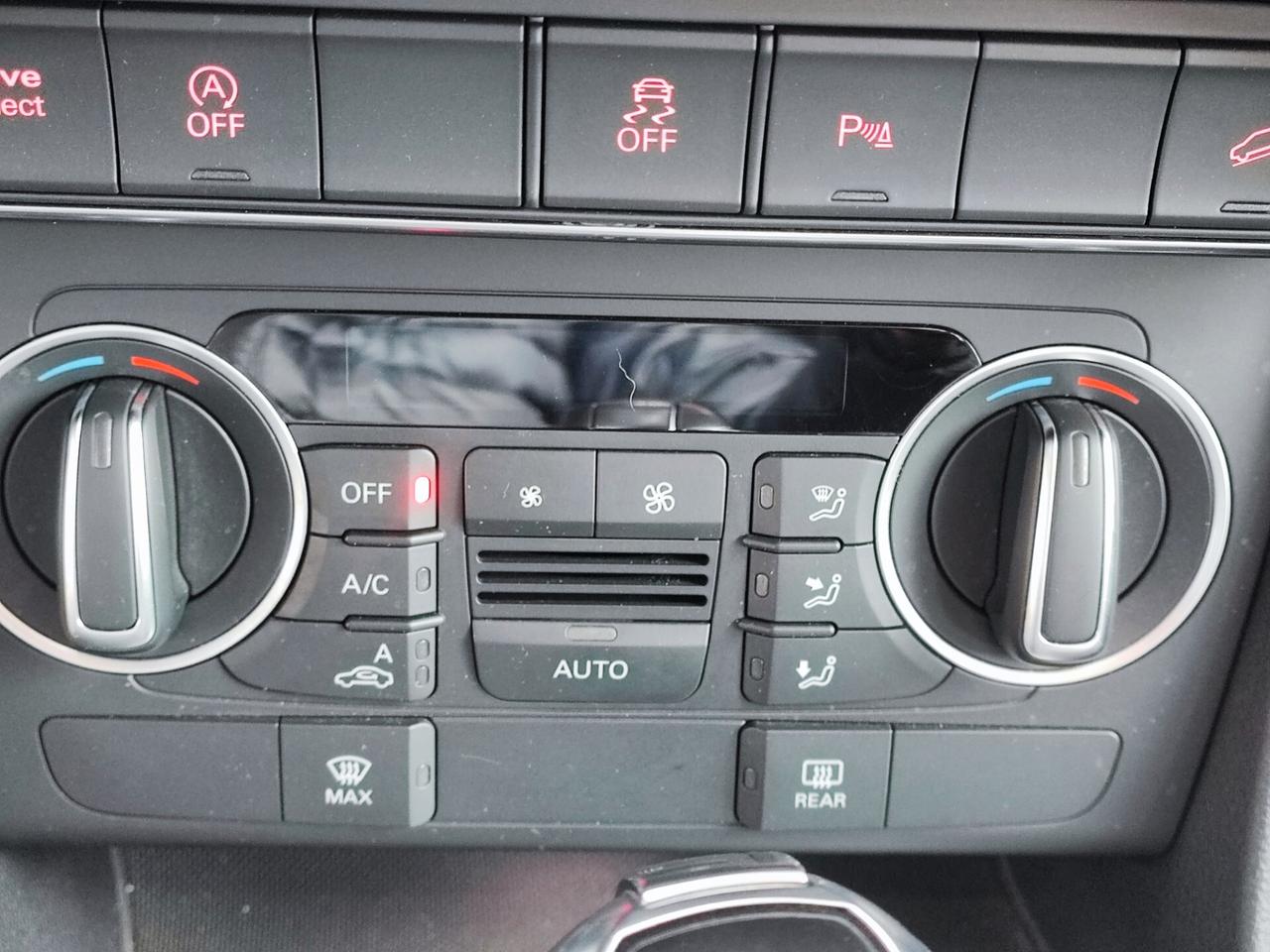 Audi Q3 2.0 TFSI 220 CV quattro S tronic Sport