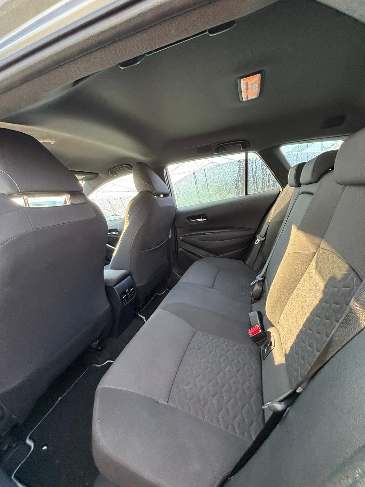 Toyota Corolla Touring Sports 1.8 Hybrid Business Tech