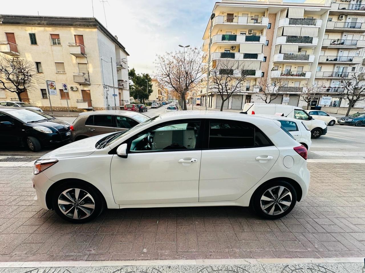 Kia Rio 1.4 CRDi 5p Active Neopatentati