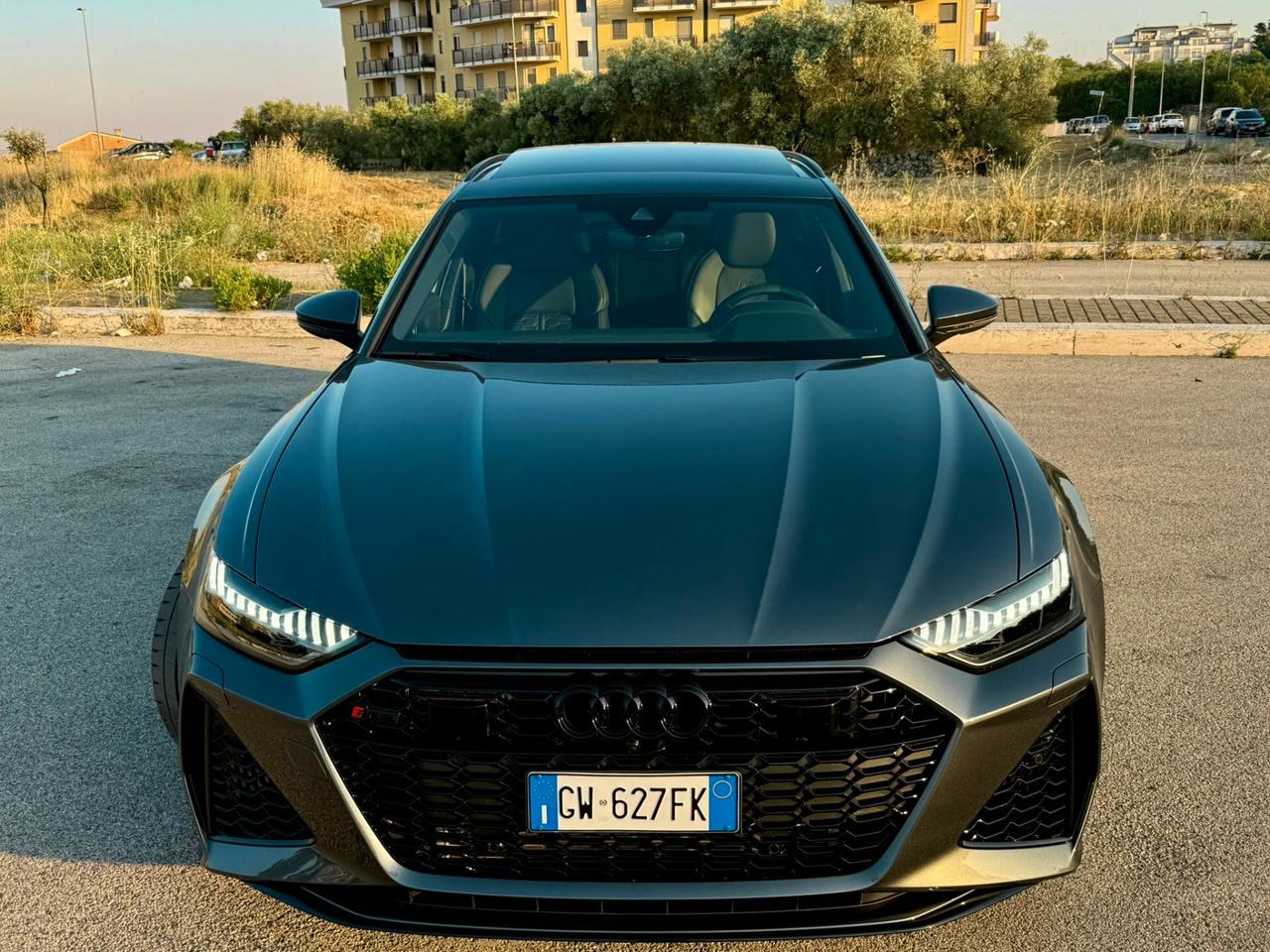 Audi RS6 RS 6 Avant 4.0 TFSI V8 quattro tiptronic Performance
