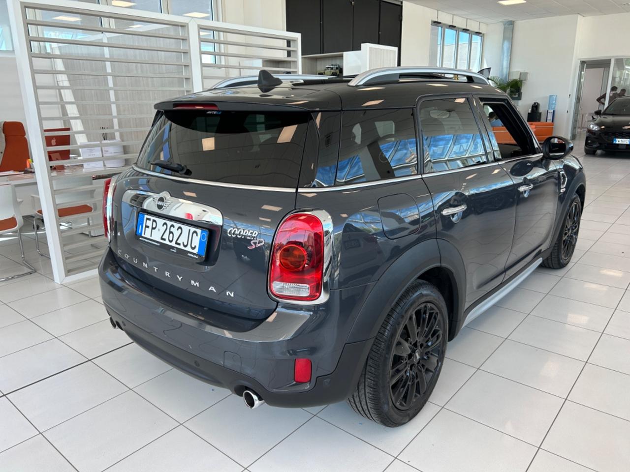 Mini 2.0 Cooper SD Countryman Hype Automatica