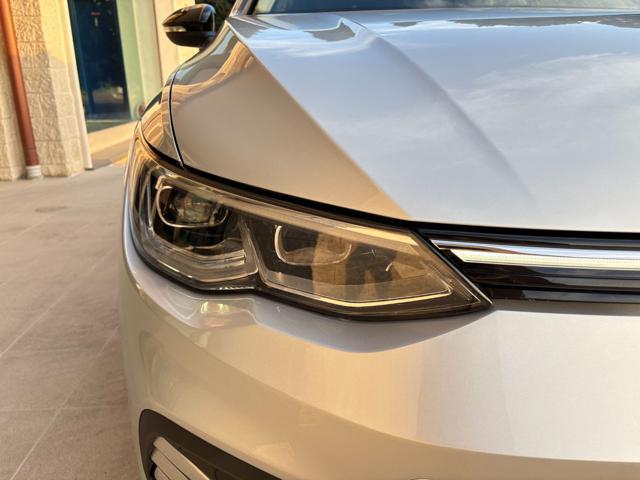 VOLKSWAGEN Golf 2.0 TDI DSG SCR Sport FARI FULL LED-LUCI AMBIENTE