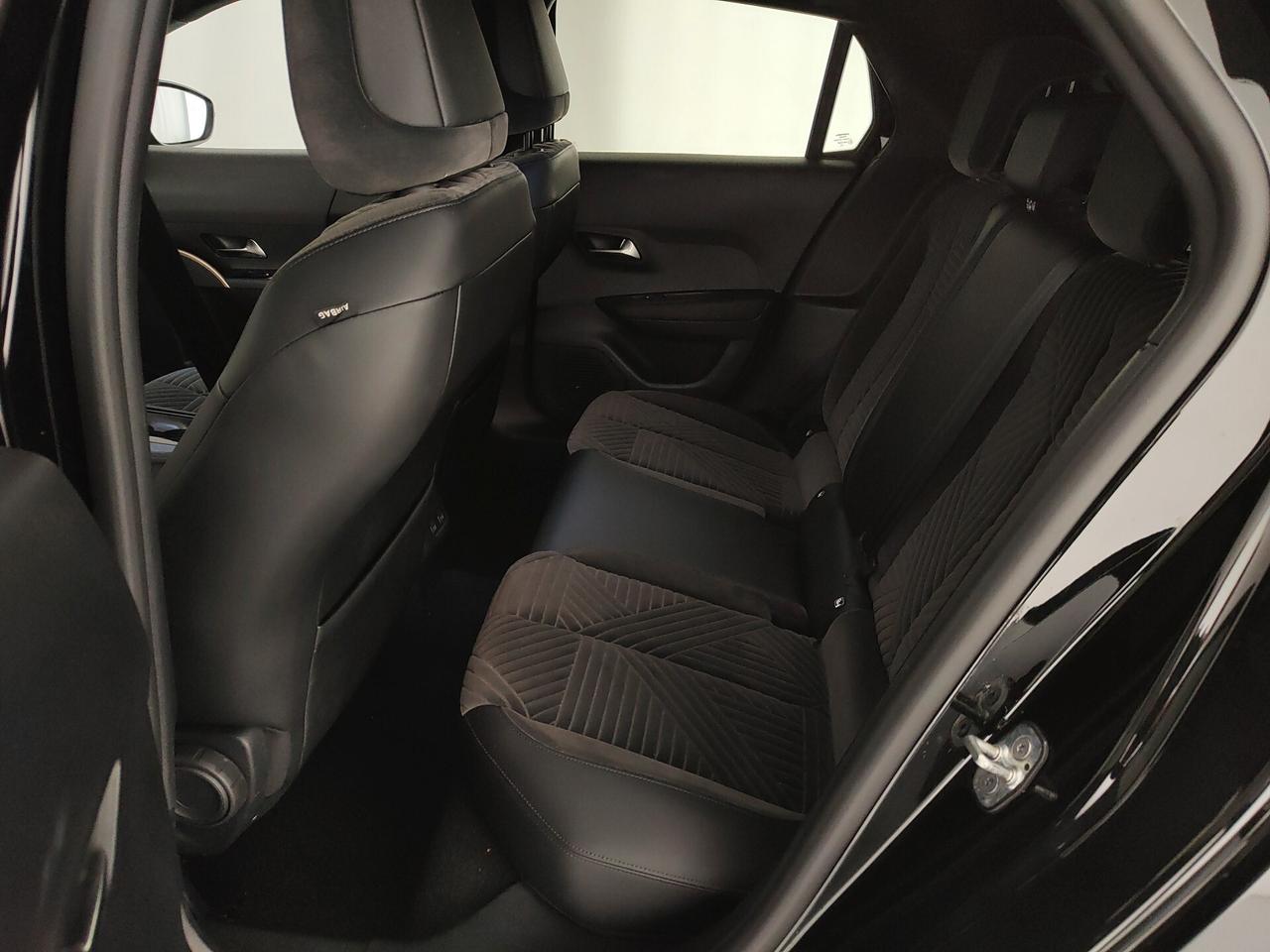 Lancia Ypsilon Hybrid e-DCT LX