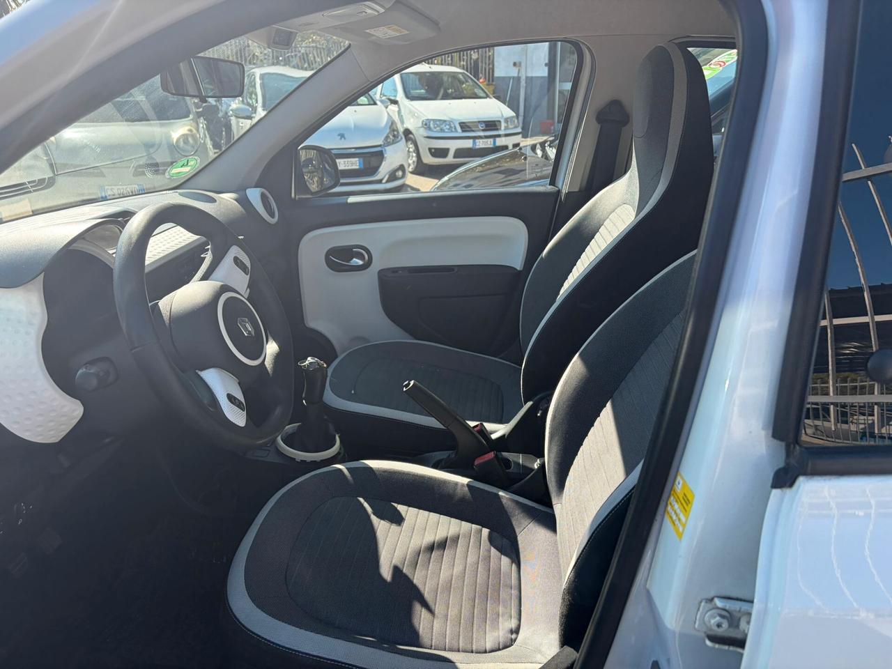 Renault Twingo SCe Life OK NEOPATENTATI