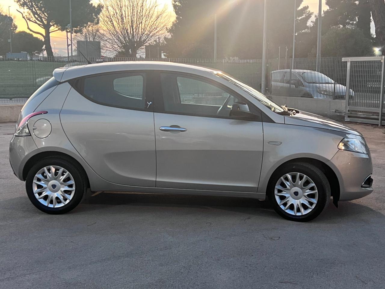 Lancia Ypsilon 1.2 69Cv Gold 1PROPRIETARIO GARANZIA