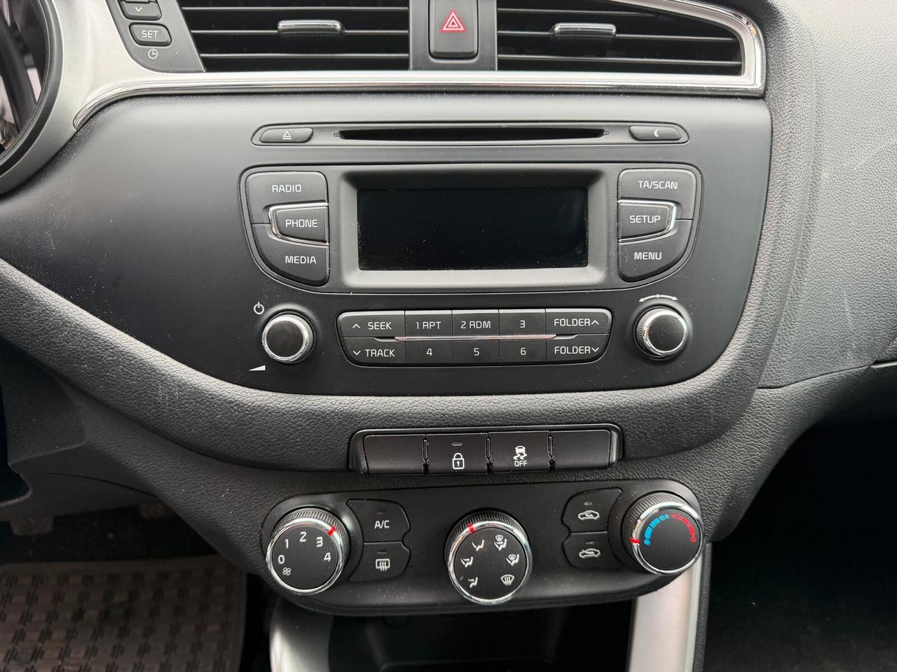 Kia Ceed cee'd 1.6 CRDi 110 CV 5 porte Cool