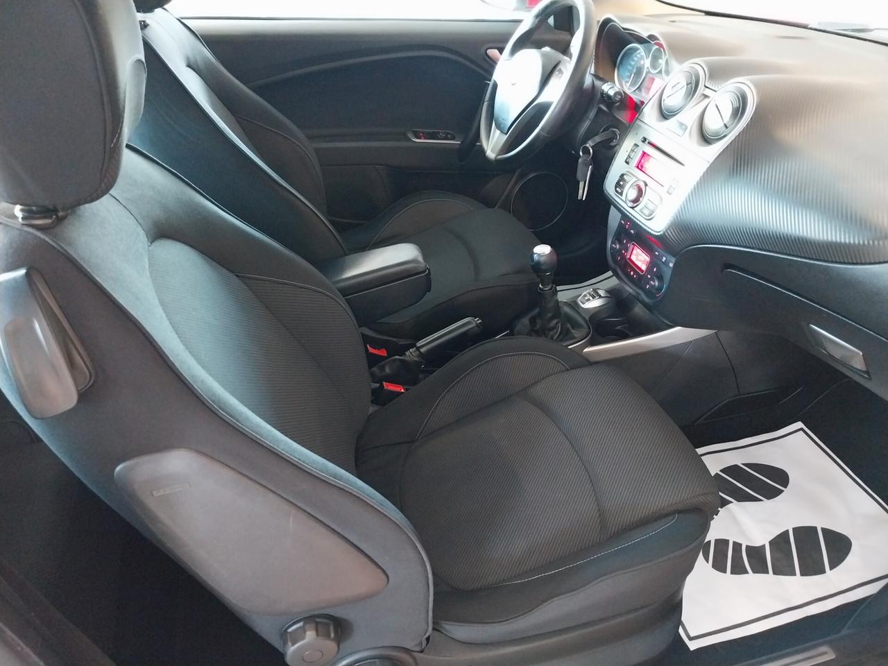 Alfa Romeo MiTo 1.6 JTDm 16V Distinctive Sport Pack - ok neopatentati