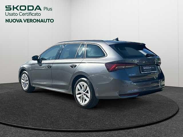 SKODA Octavia 2.0 TDI 150 CV DSG Wagon Executive