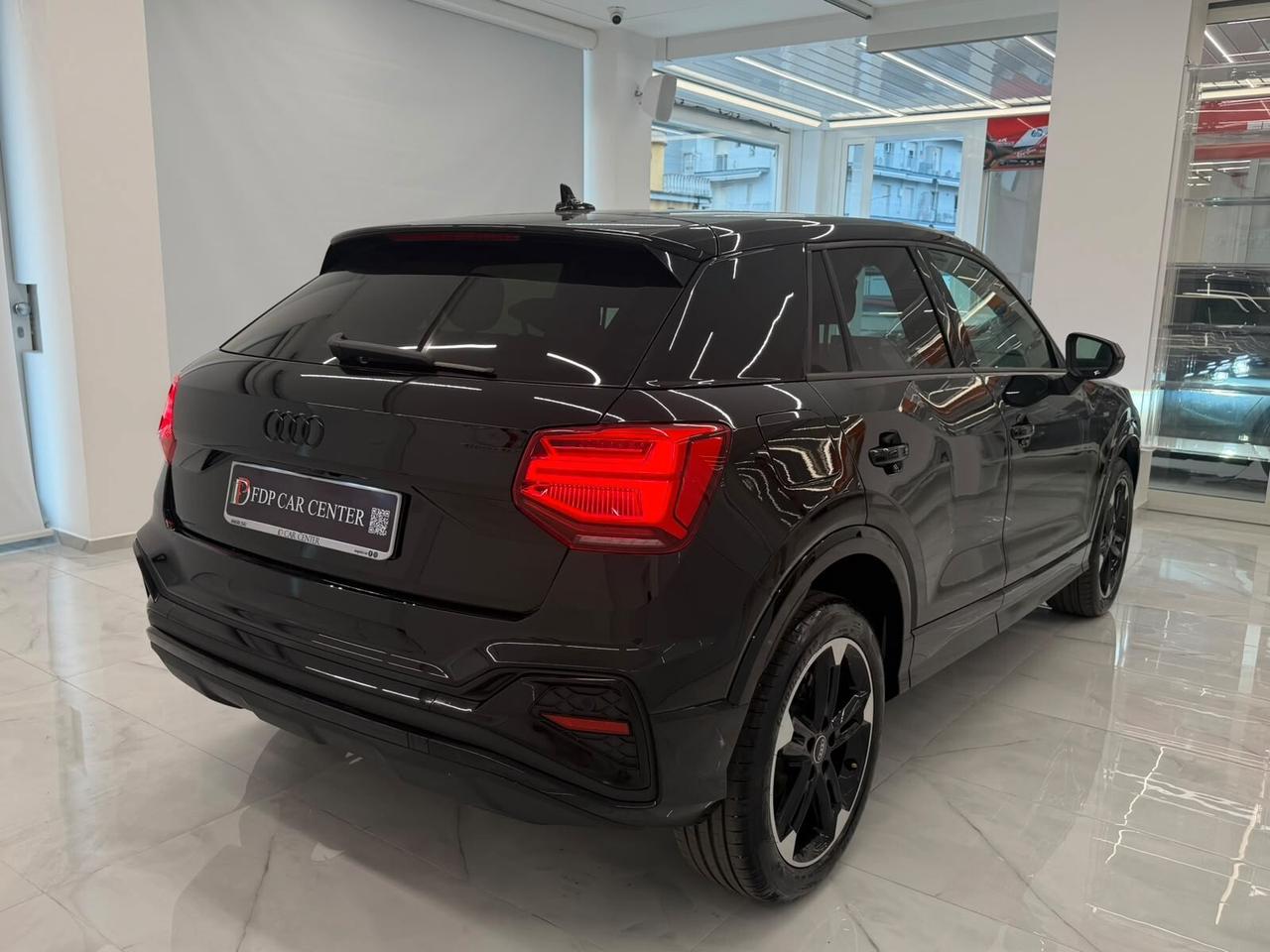 Audi Q2 30 TDI S line S tronic Identity Black