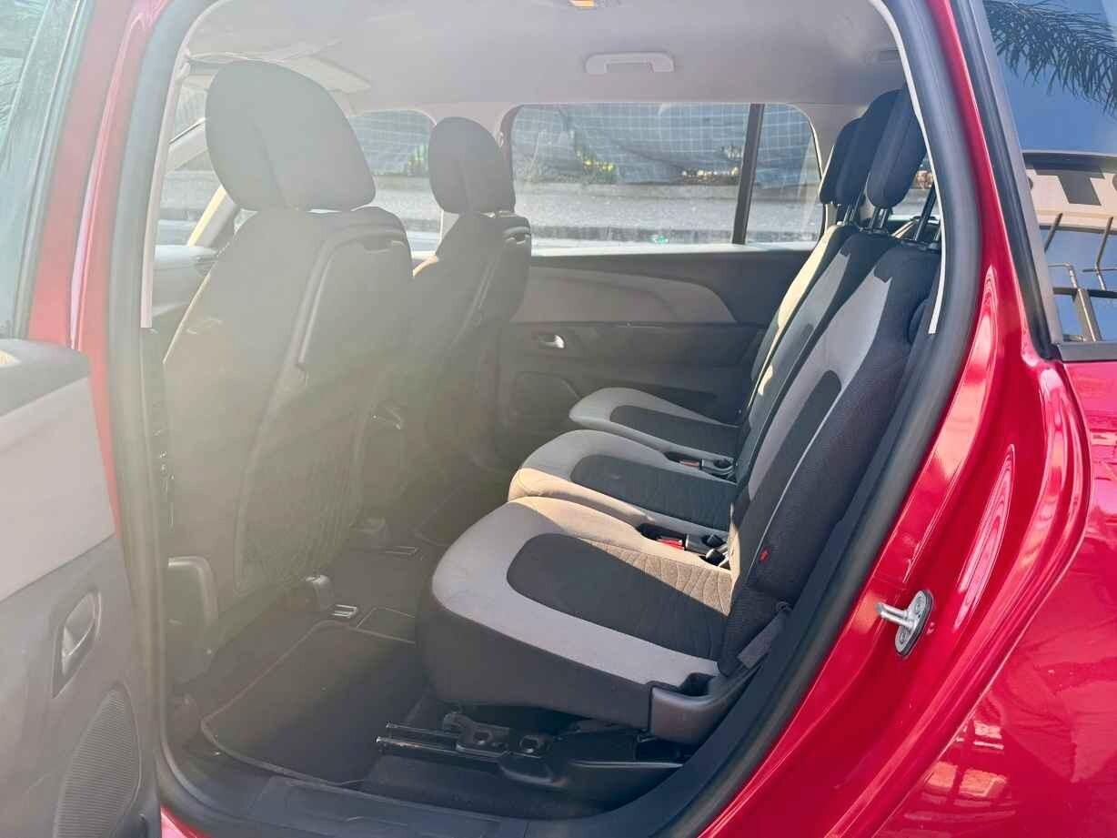 Citroen C4 Picasso 1.6 HDI 116 CV 7 POSTI
