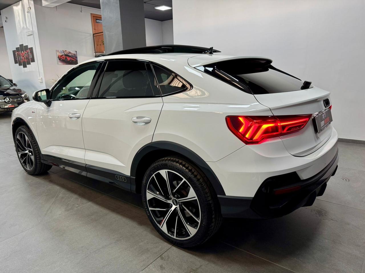 AUDI Q3 SPORTBACK 35 TDI Quattro S-tronic S-line Edition