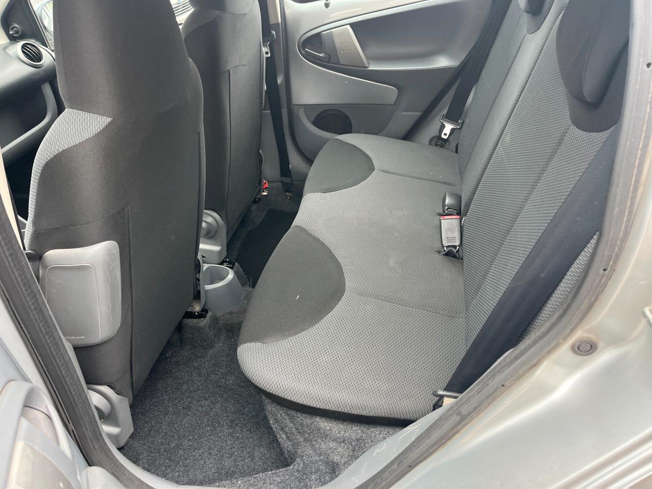 Toyota Aygo 1.0 12V VVT-i 5 porte