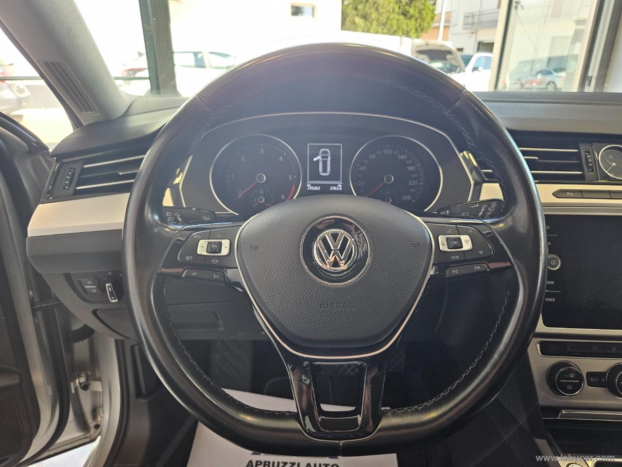 VOLKSWAGEN Passat Var. 1.6 TDI DSG EVO Business BMT