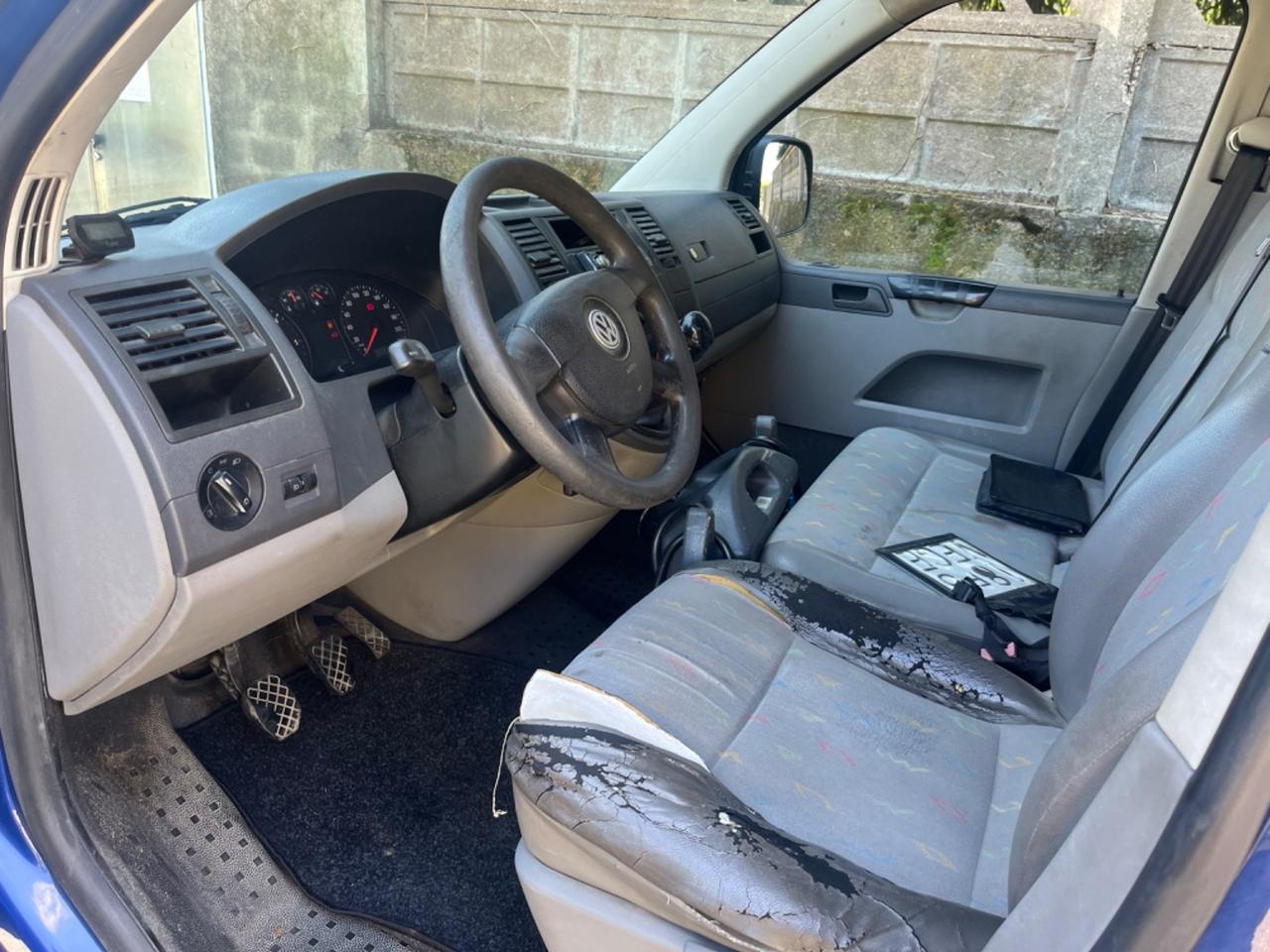 Volkswagen transporter 2.5 130 2008