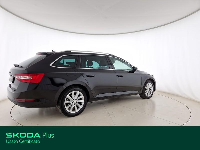 Skoda Superb wagon 2.0 tdi evo executive 150cv dsg