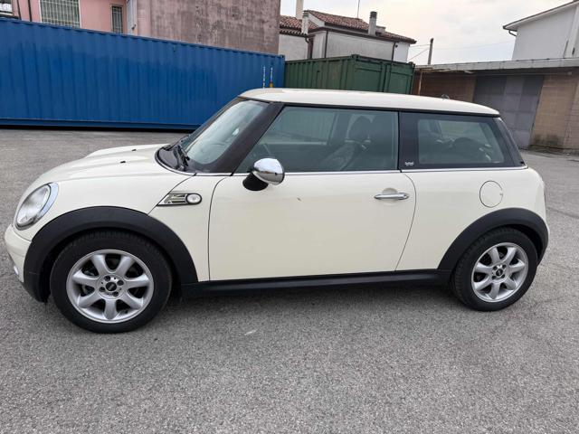 MINI Cooper Mini 1.6 16VAbbey Road (72 kw)senza lavoro da fare