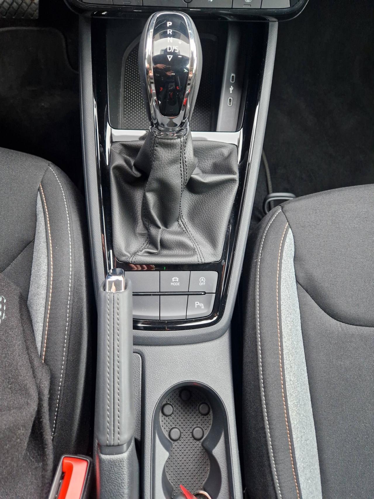 Skoda Kamiq 1.0 TSI 115 CV DSG Black Dots