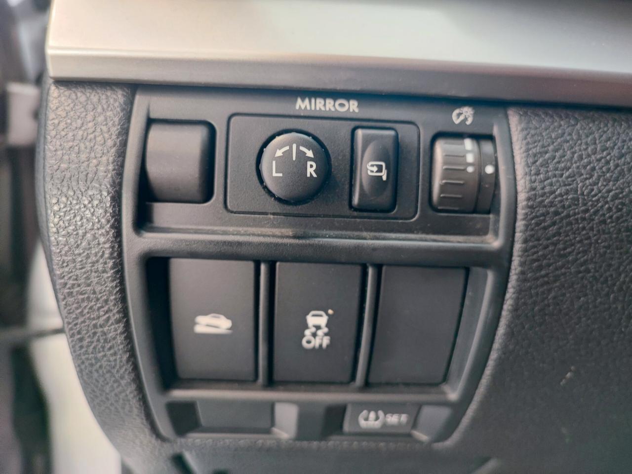 Subaru OUTBACK 2.0D Lineartronic Exclusive