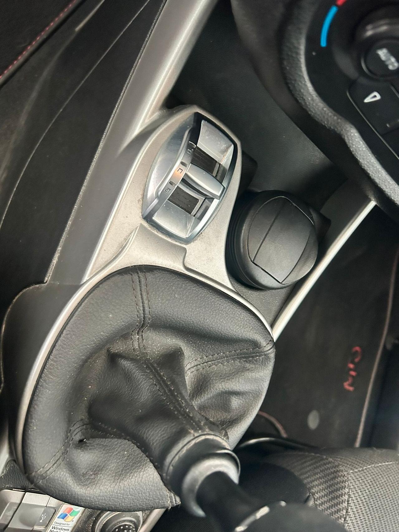 Alfa Romeo MiTo 1.3 JTDm-2 x neopatentati 2011