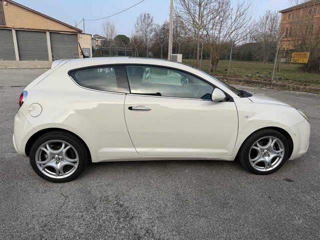 ALFA ROMEO MiTo 1.6 JTDm 16V Distinctive Sport Pack Stupenda