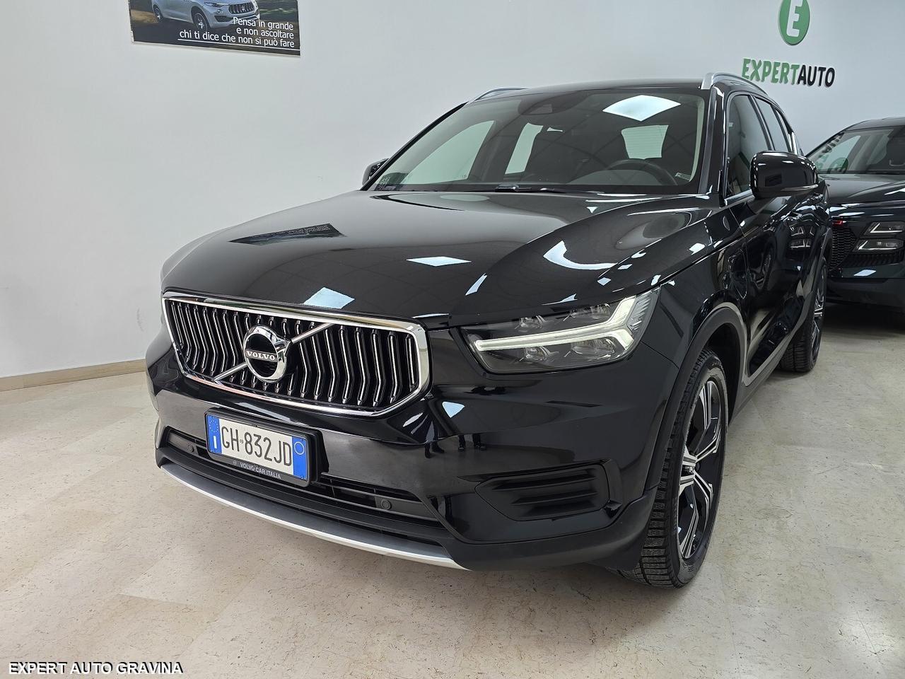 VOLVO XC40 INSCRIPTION PLUG-IN