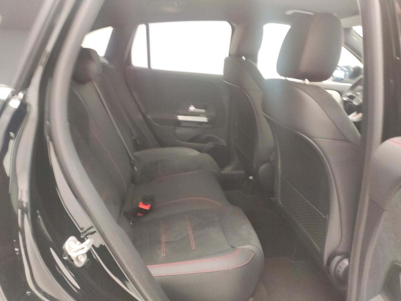 Mercedes-benz GLA 180 d Automatic AMG Line Premium MOTORE MERCEDES