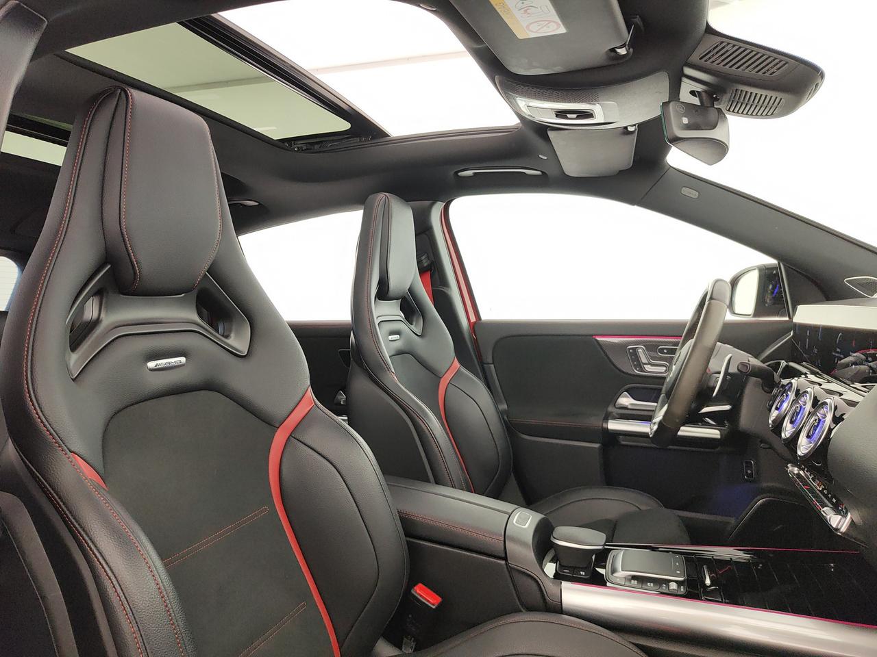 Mercedes-Benz GLA AMG 45 S 4matic+ auto