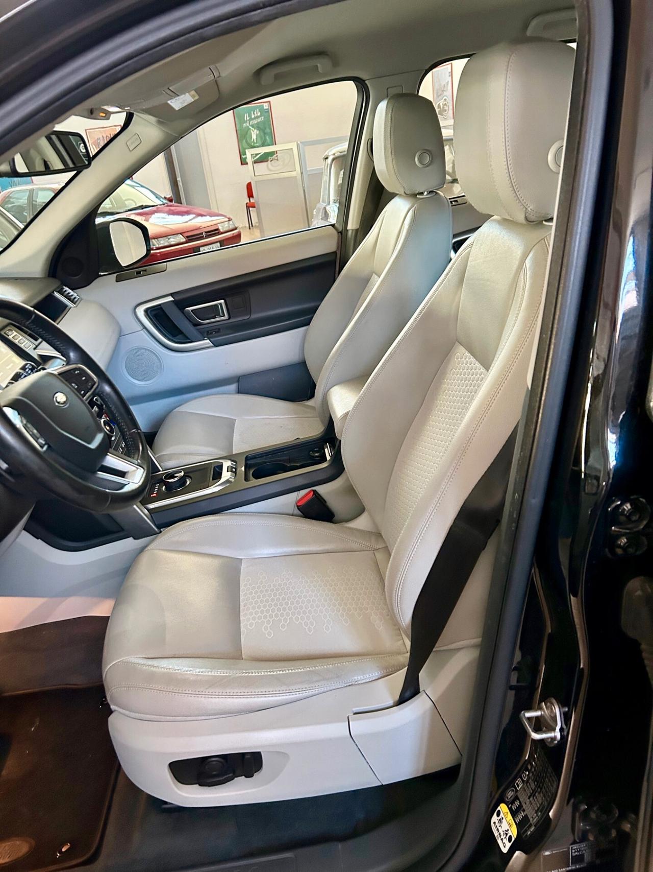 Land Rover Discovery Sport 2.0 TD4 150 CV HSE