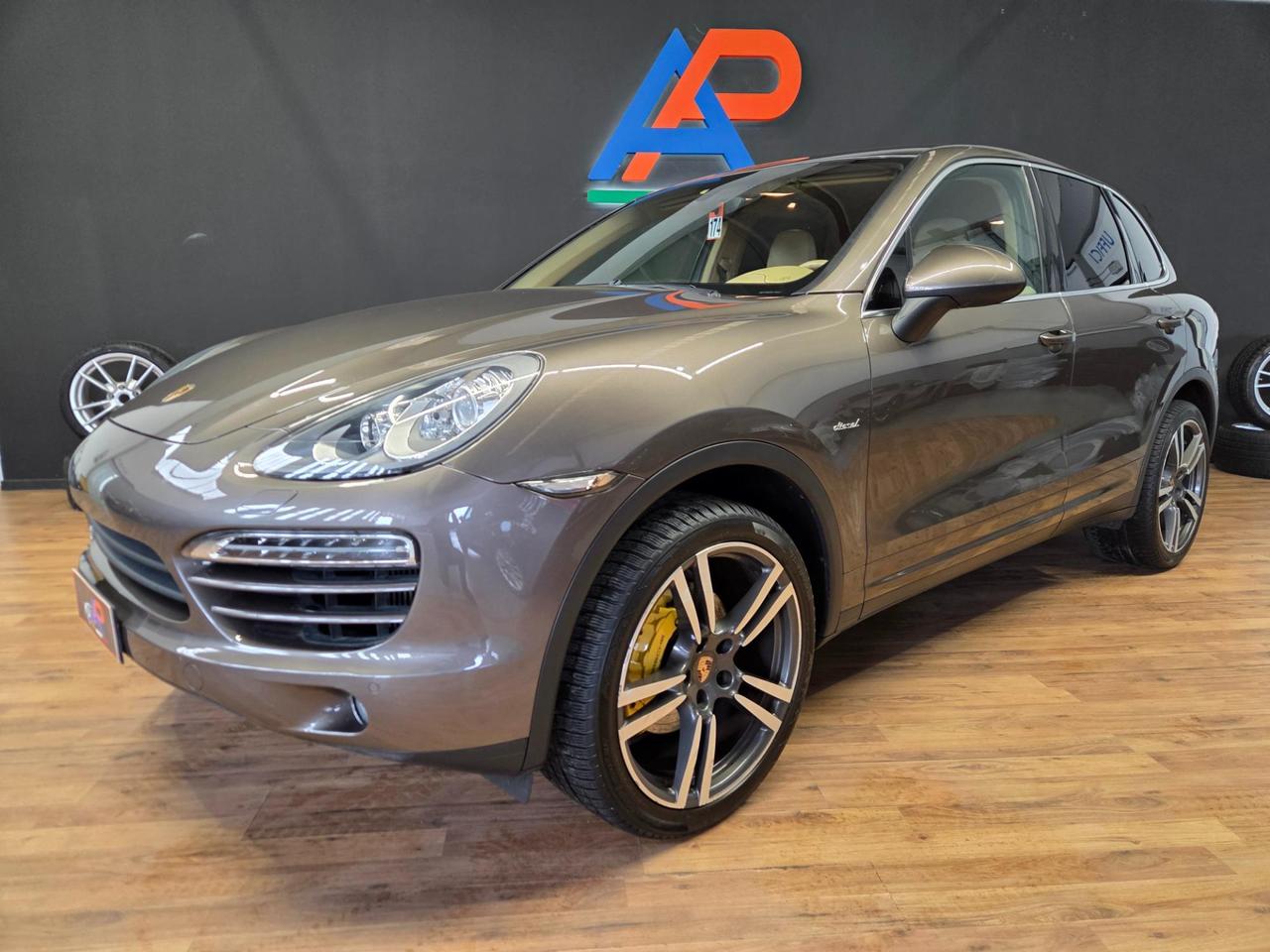 Porsche Cayenne 3.0 V6 tdi 245cv tiptronic