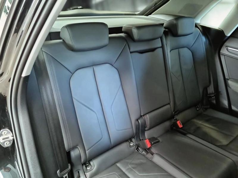 AUDI Q3 35 TDI S tronic Business