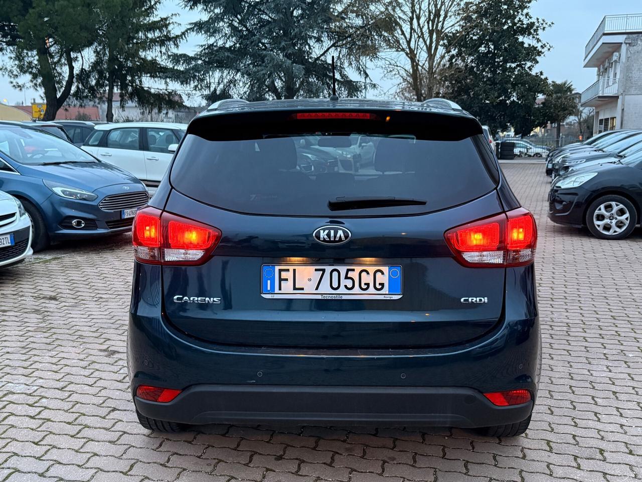 Kia Carens 1.7 CRDi 115 CV Business Class